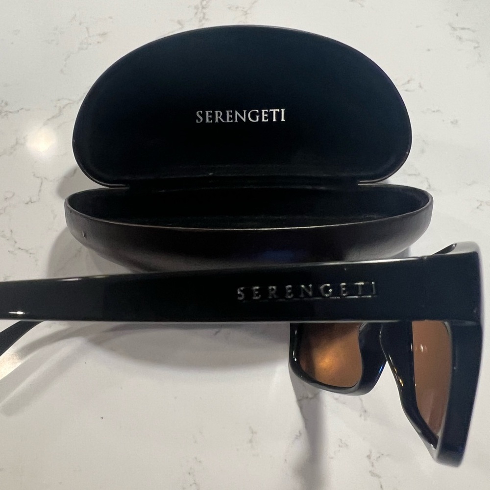 Serengeti Black and Brown Sunglasses - Picture 2 of 3